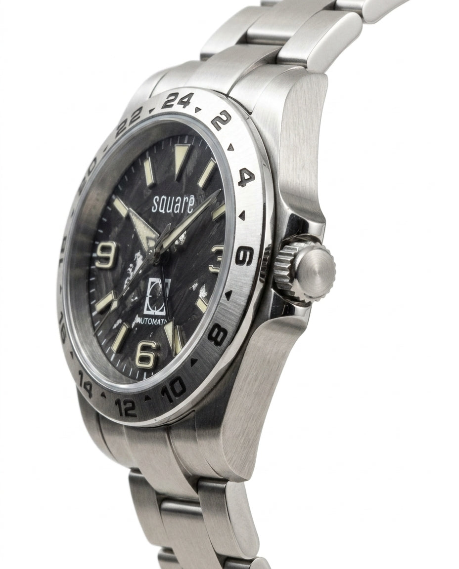 Automatic GMT Watch — Technical Profile View | Generated by Modelize